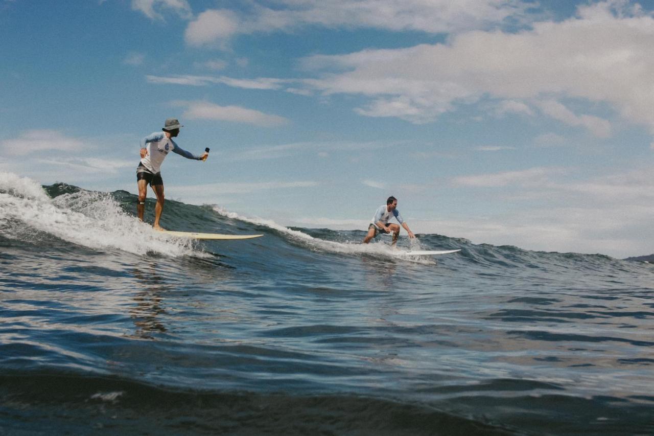 Surf Synergy All-Inclusive Surf Retreat ハコ エクステリア 写真