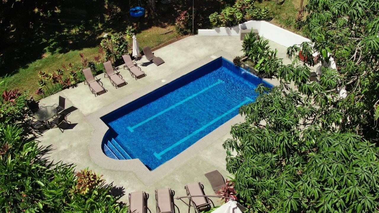 Surf Synergy All-Inclusive Surf Retreat ハコ エクステリア 写真