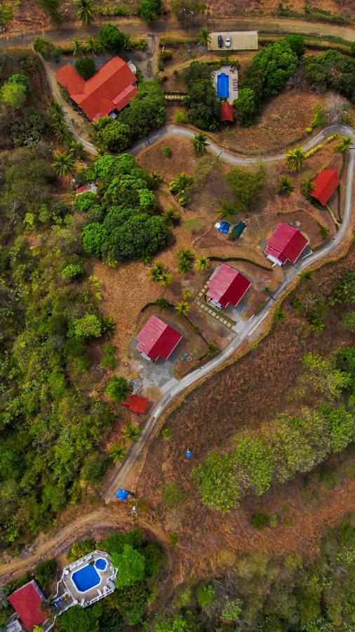 Surf Synergy All-Inclusive Surf Retreat ハコ エクステリア 写真