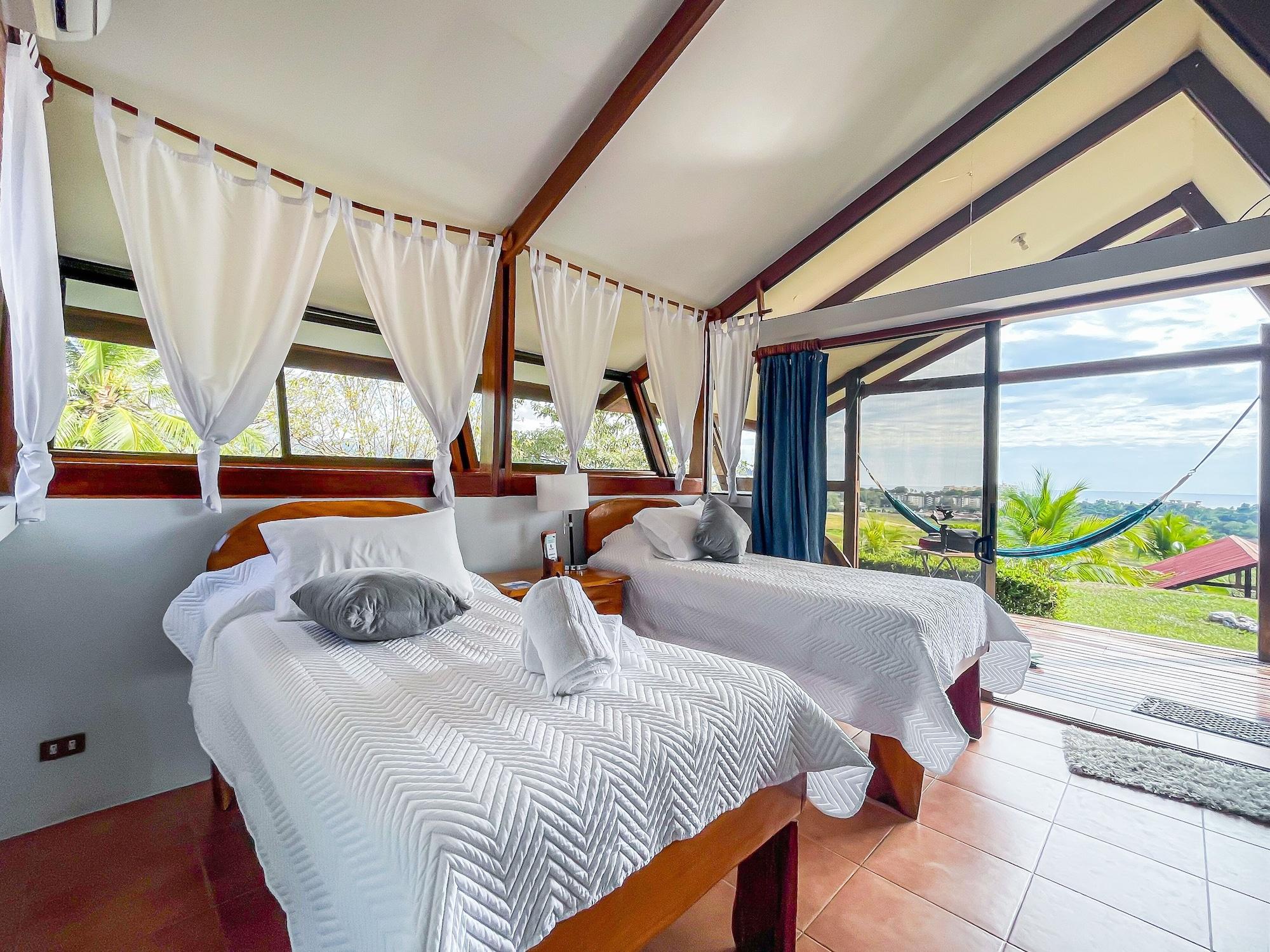 Surf Synergy All-Inclusive Surf Retreat ハコ エクステリア 写真