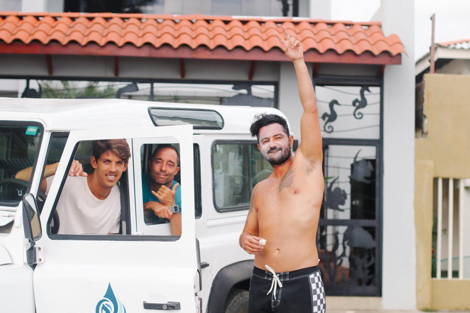 Surf Synergy All-Inclusive Surf Retreat ハコ エクステリア 写真