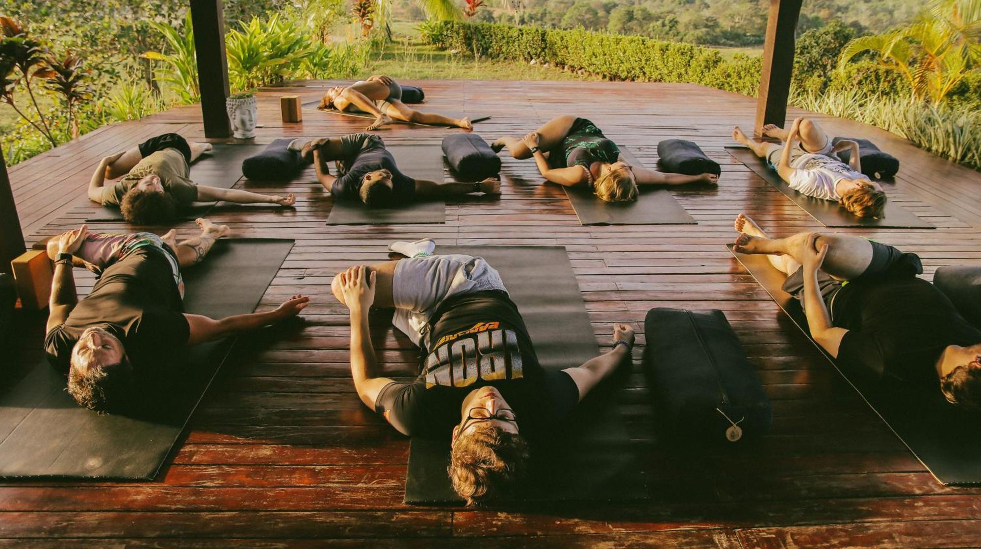 Surf Synergy All-Inclusive Surf Retreat ハコ エクステリア 写真