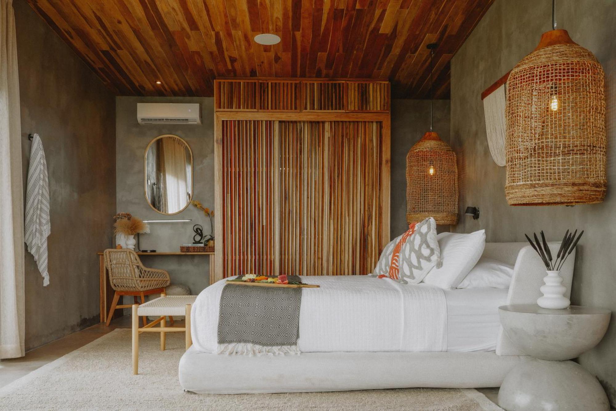 Surf Synergy All-Inclusive Surf Retreat ハコ エクステリア 写真