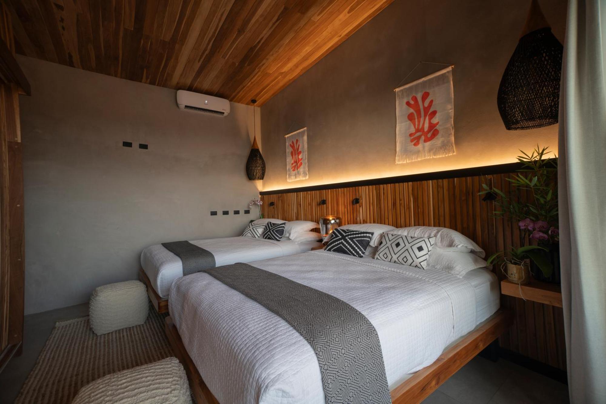 Surf Synergy All-Inclusive Surf Retreat ハコ エクステリア 写真